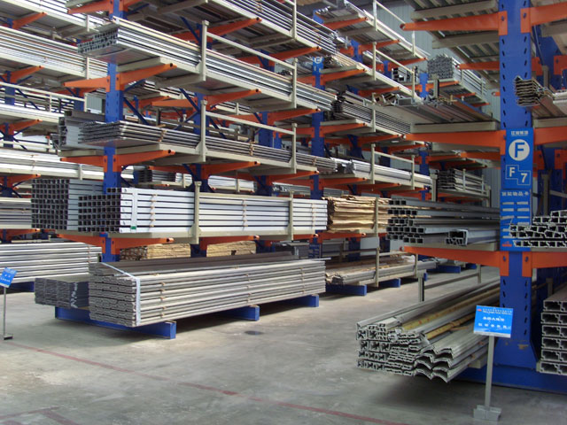 懸臂貨架 懸臂貨架